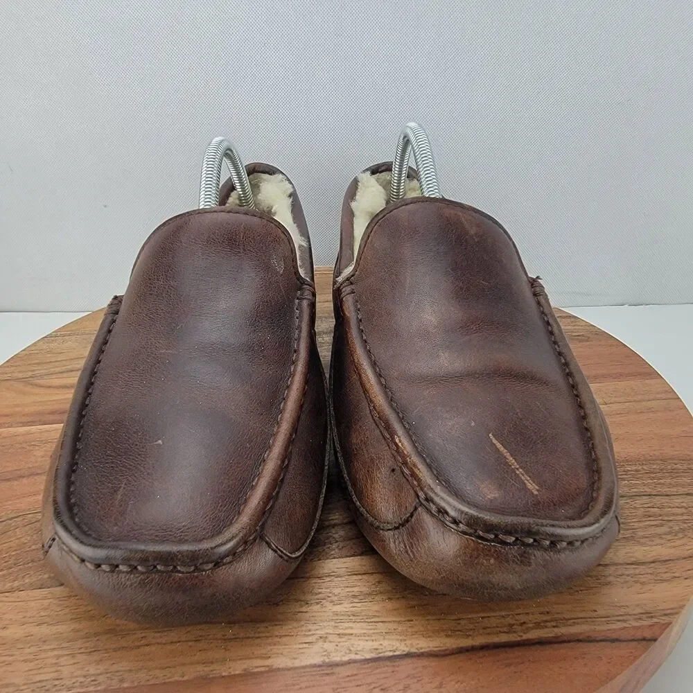 UGG Mens Size 8 Ascot Brown Leather Sheepskin Lined Loafers Slippers 5379